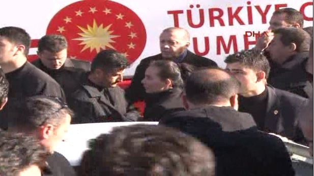 Cumhurbaşkanı Erdoğan'ın konvoyunda kaza