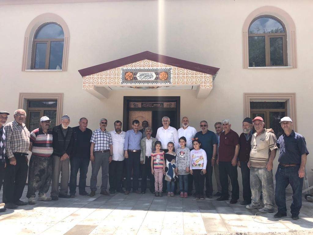 AK Parti Erzurum İl Başkanı Öz’den köylere teşekkür ziyareti