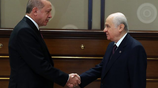 AK Parti ve MHP ittifakında 3 il krizi!